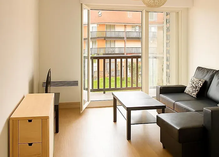 Neuf Beautiful 1-4 Pers Avec Parking Privé Et à 200 M