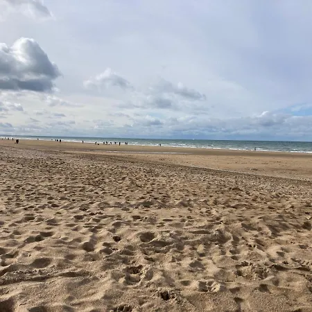 Neuf Beautiful 1-4 Pers Avec Parking Privé Et à 200 M