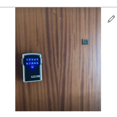 Neuf Beautiful 1-4 Pers Avec Parking Privé Et à 200 M